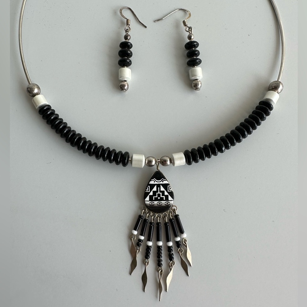 Indie Necklace and Earrings Set